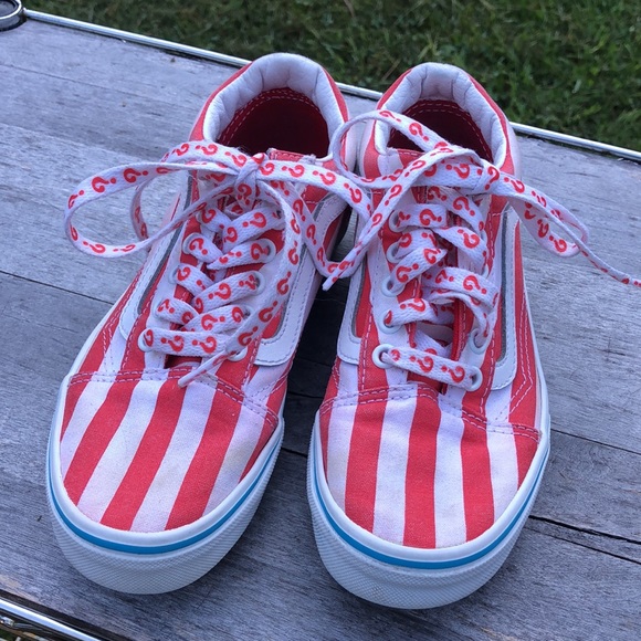 Vans , size 2 1/2 kids, reed and white, Where’s  Waldo theme - Picture 2 of 8